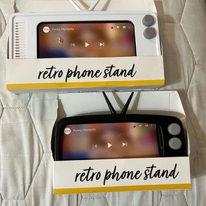 Retro phone stands, Never used, one black and one white.